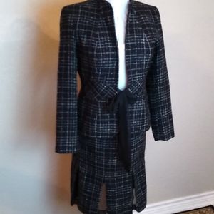 Focus on Suits * woman's suit